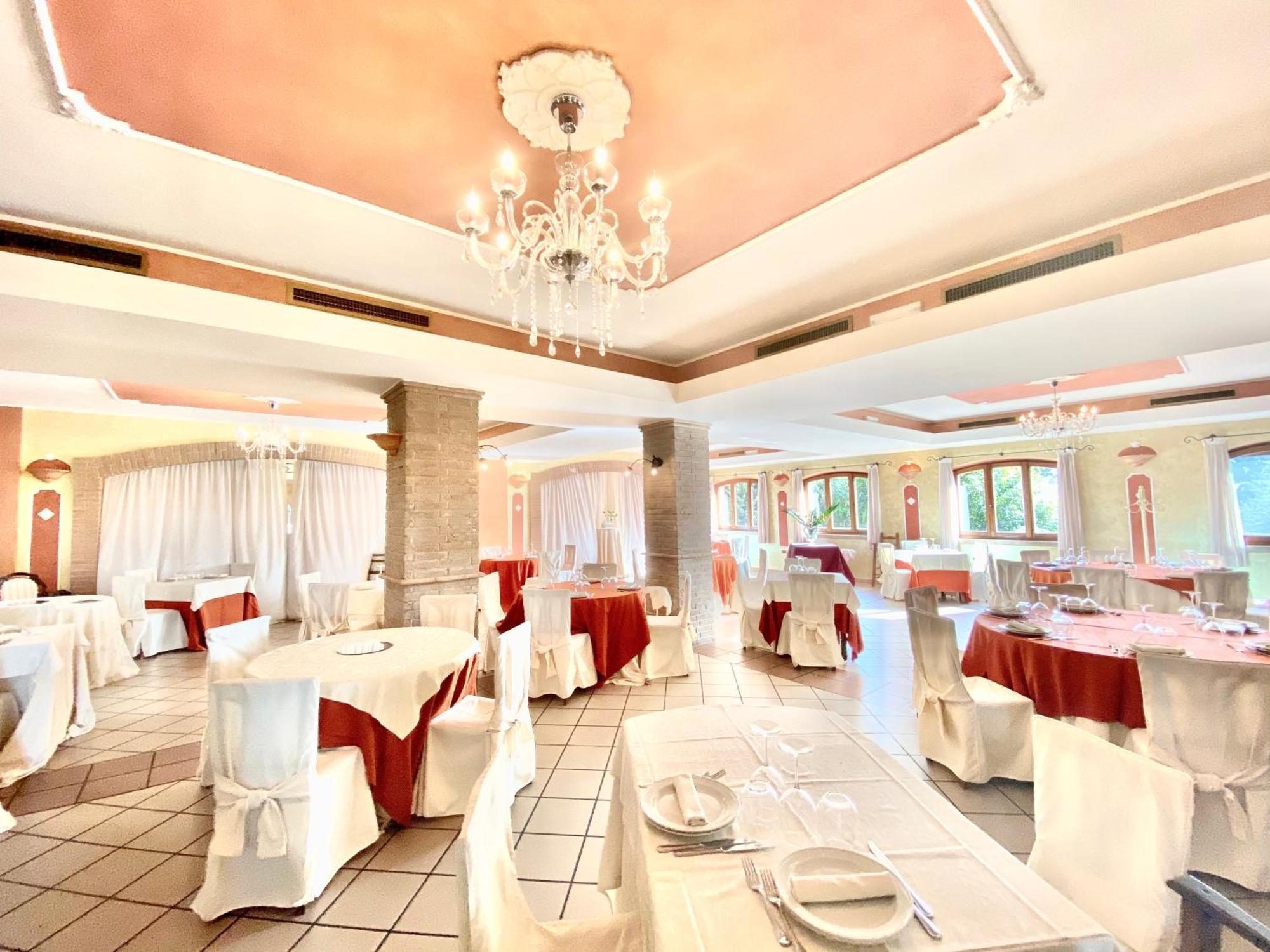 Hotel I Ginepri كوارتوتشو المظهر الخارجي الصورة