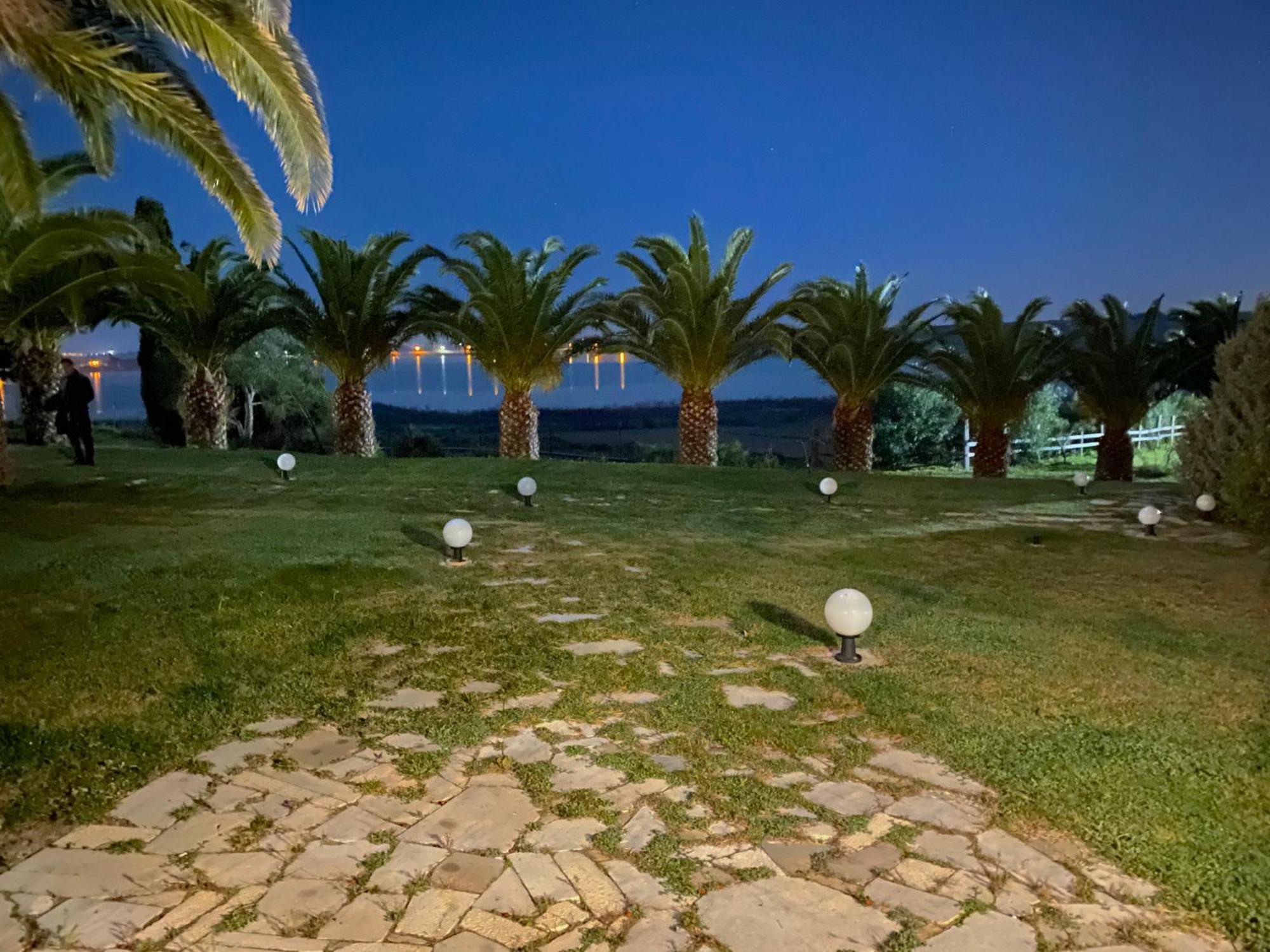 Hotel I Ginepri كوارتوتشو المظهر الخارجي الصورة