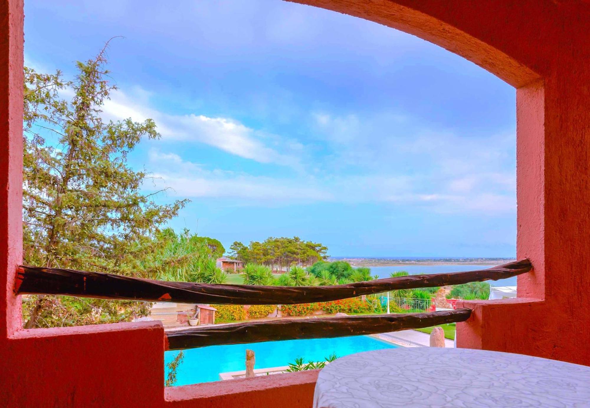 Hotel I Ginepri كوارتوتشو المظهر الخارجي الصورة