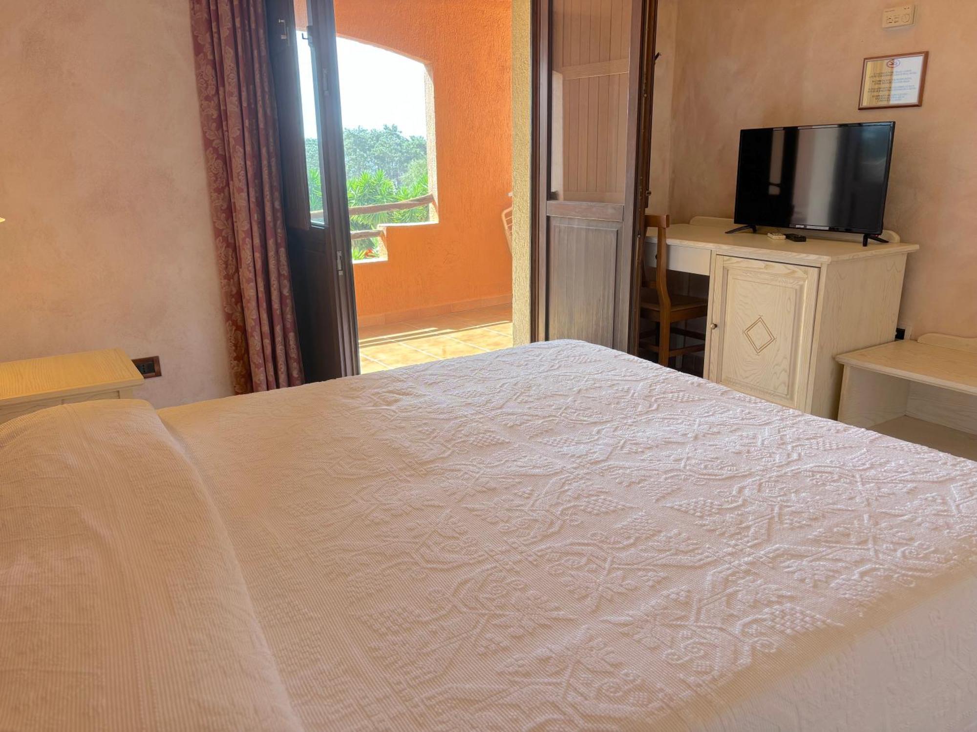 Hotel I Ginepri كوارتوتشو المظهر الخارجي الصورة