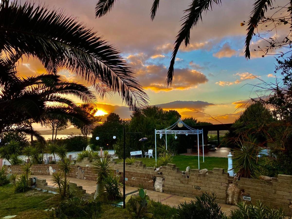 Hotel I Ginepri كوارتوتشو المظهر الخارجي الصورة