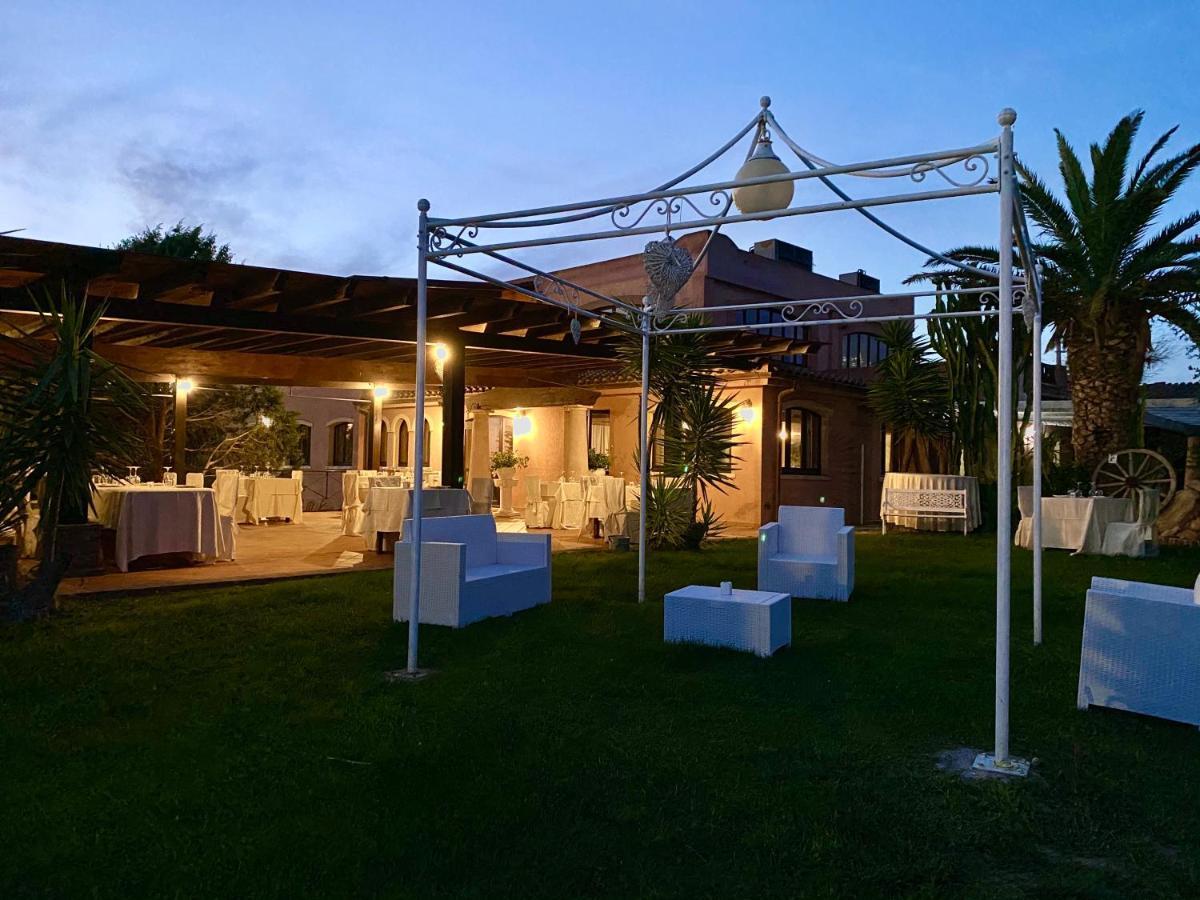 Hotel I Ginepri كوارتوتشو المظهر الخارجي الصورة